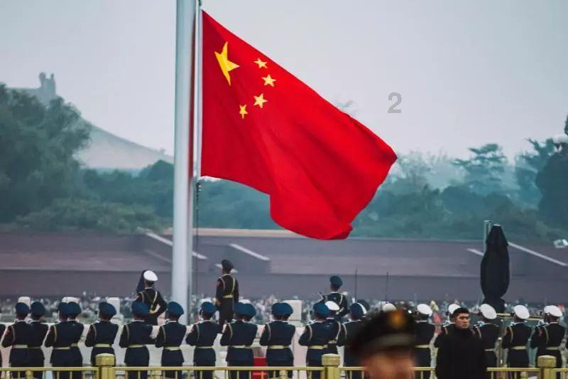 外星球体进黑洞